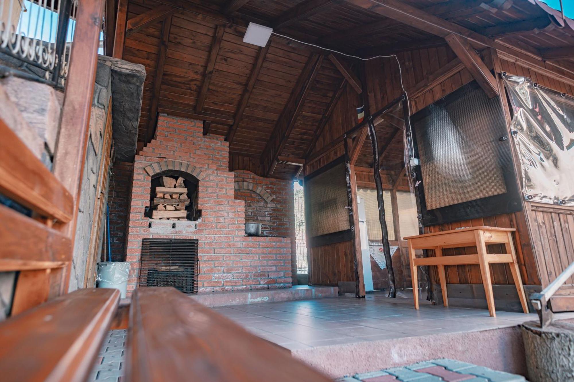 Hotel Alpine Bliss Sinaia Esterno foto
