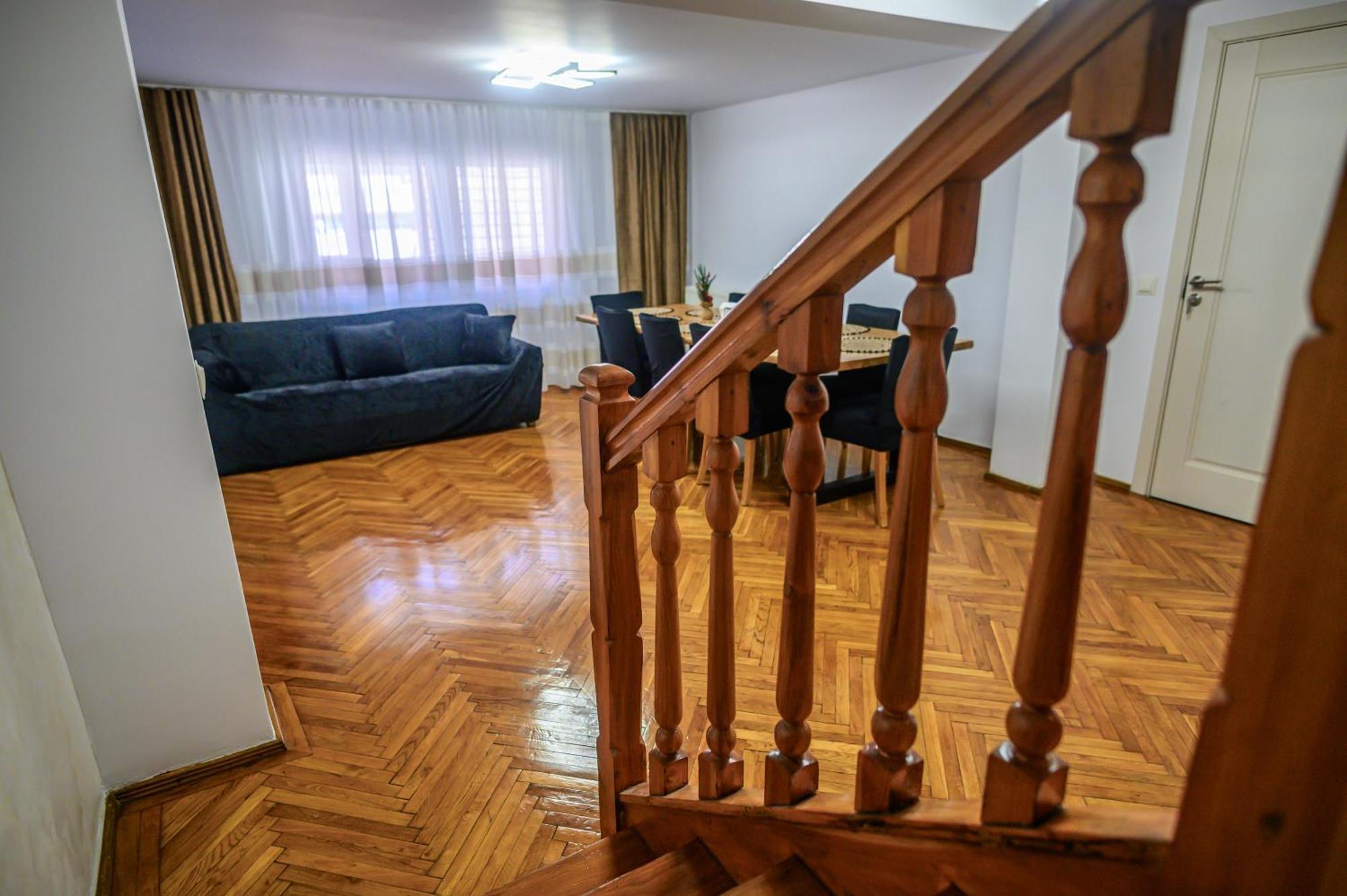 Hotel Alpine Bliss Sinaia Esterno foto